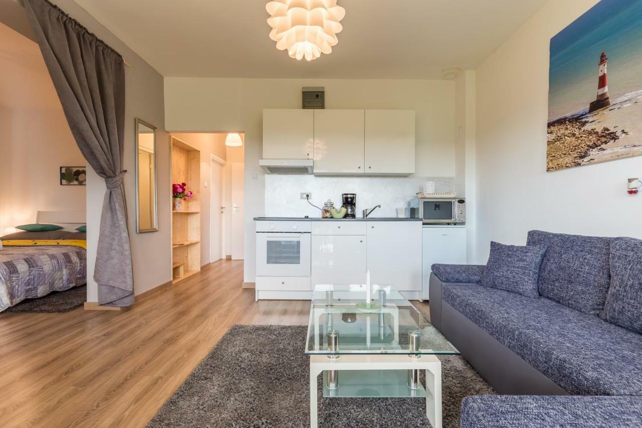 Studio Andrea โรวีน ภายนอก รูปภาพ