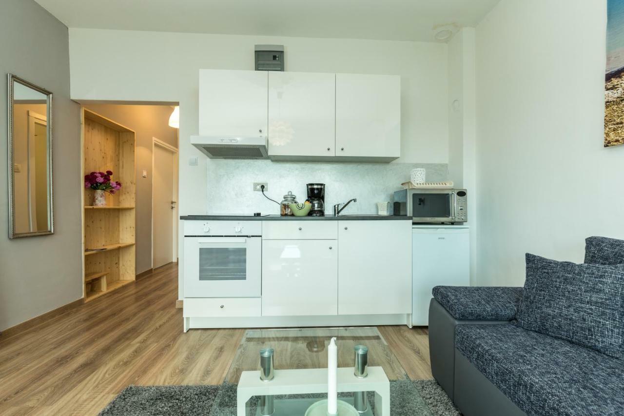 Studio Andrea โรวีน ภายนอก รูปภาพ