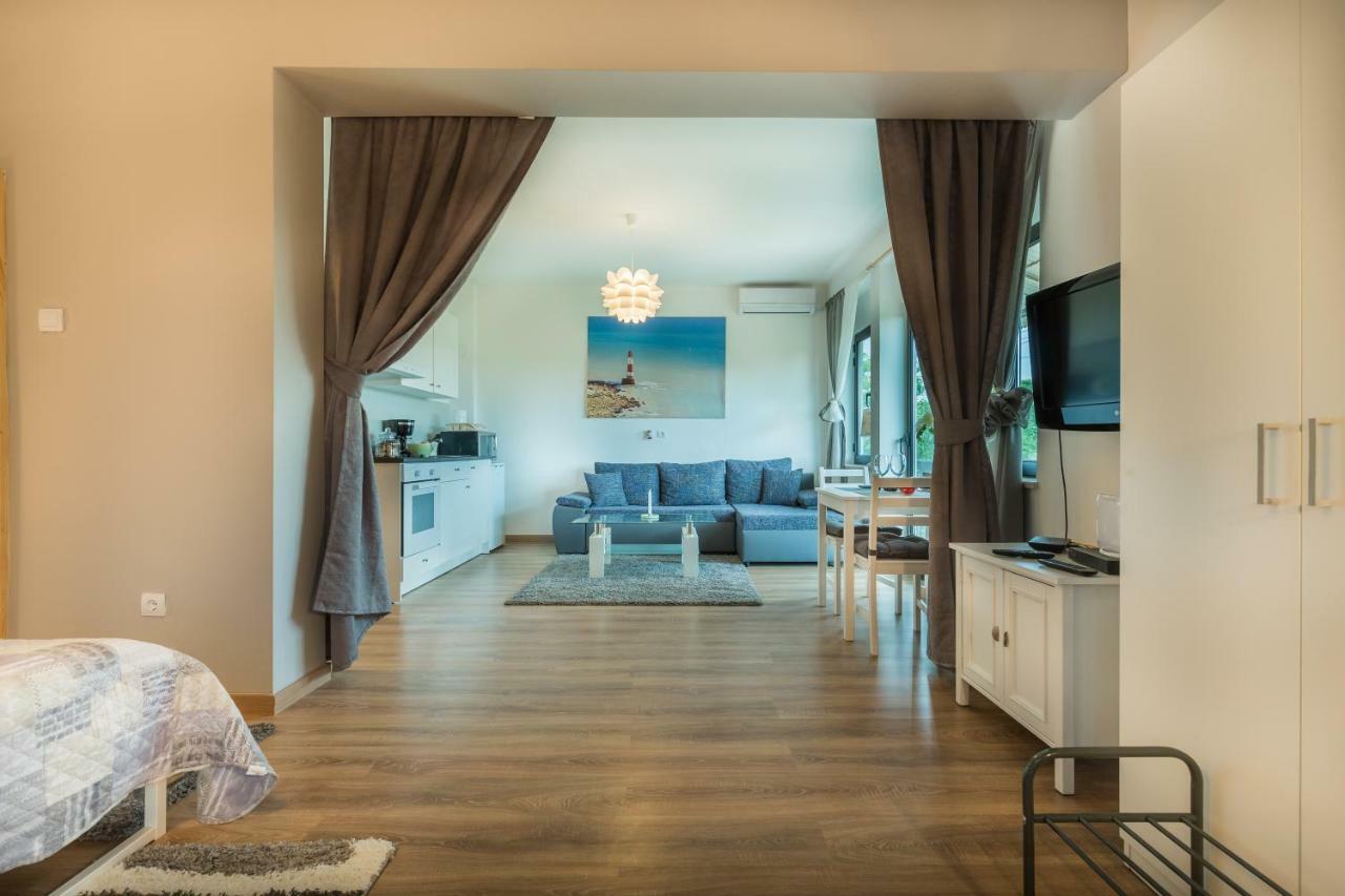 Studio Andrea โรวีน ภายนอก รูปภาพ