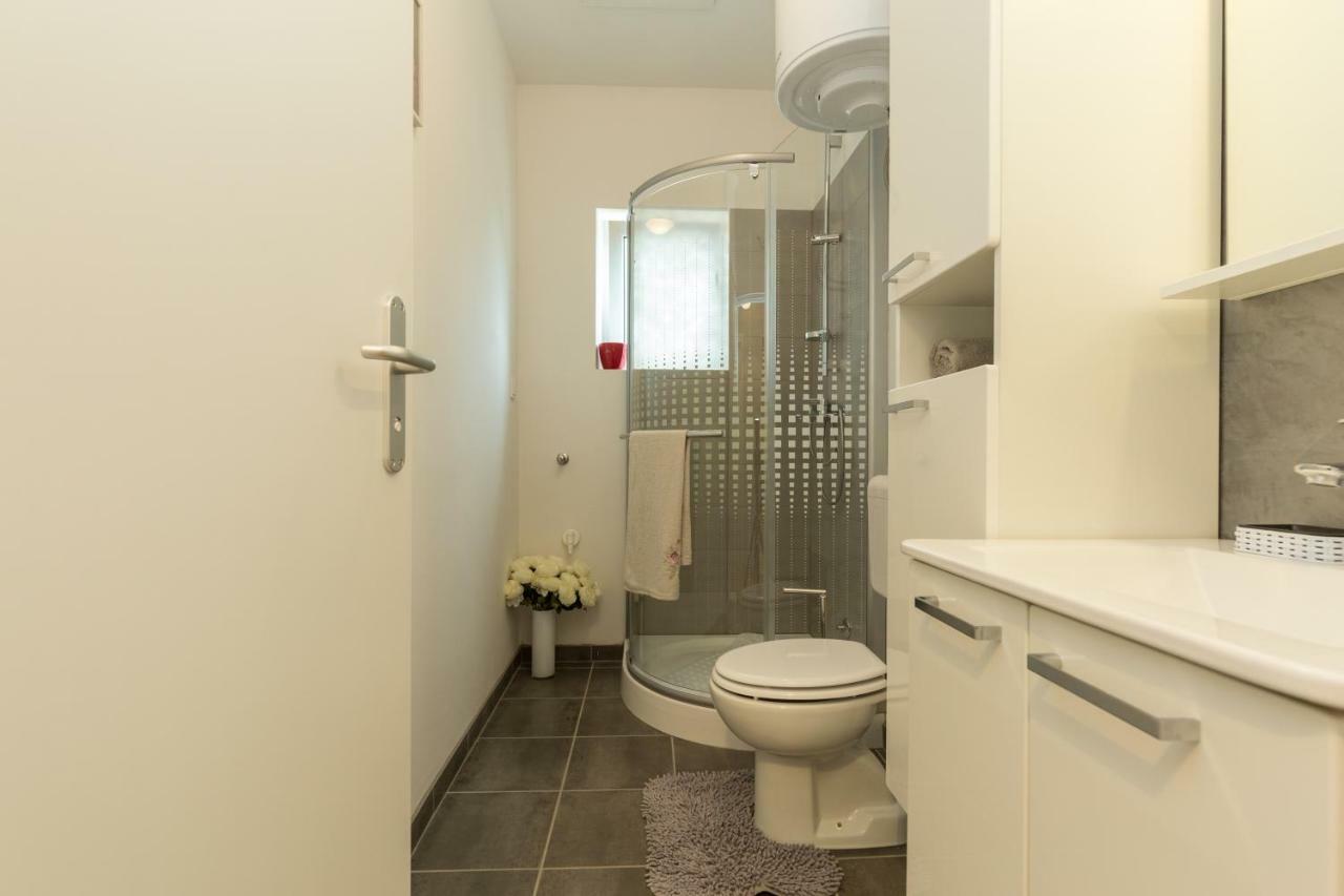 Studio Andrea โรวีน ภายนอก รูปภาพ